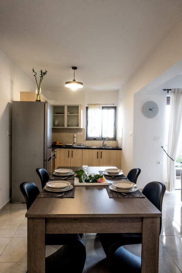 Holy Paraskevi Apartment Agios Nikolaos Buitenkant foto